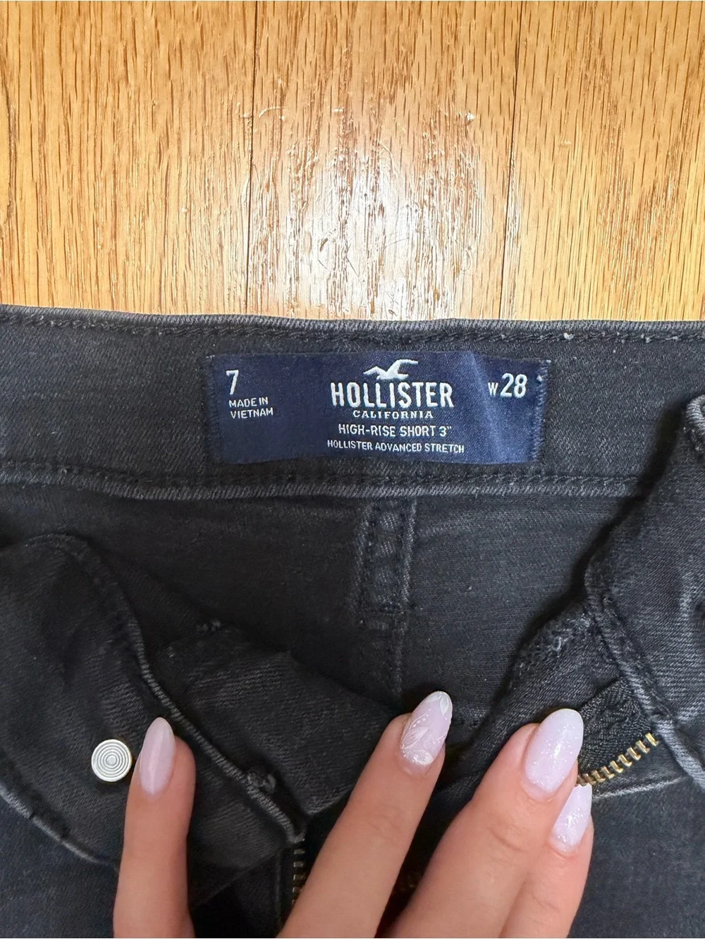 Hollister Black Distressed Rolled-Hem Jean Shorts - Picture 2 of 3